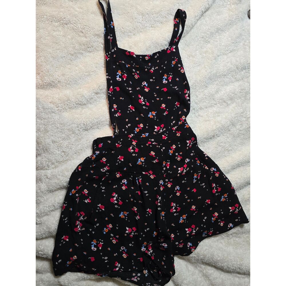 Free People "Sweet in the Streets" Floral Apron Pinafore Romper Overall Shorts